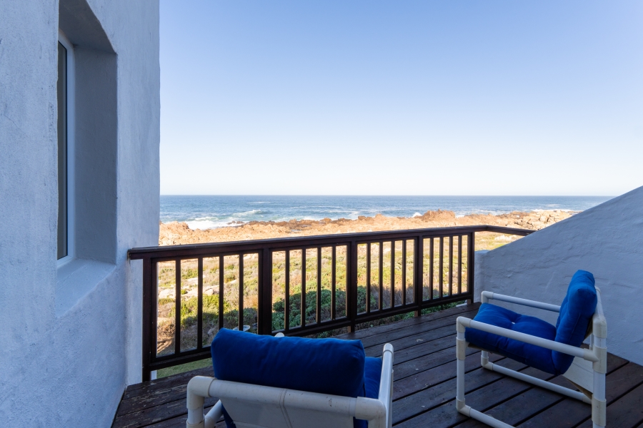 5 Bedroom Property for Sale in Sunny Seas Estate Western Cape